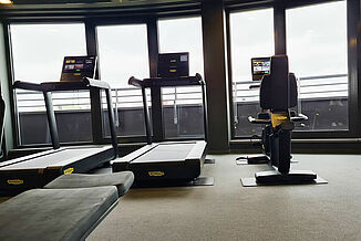 Fitnessstudio im SANA Hotel in Berlin mit REGUPOL sonusfit und einem REGUPOL everoll Sportbodenbelag.