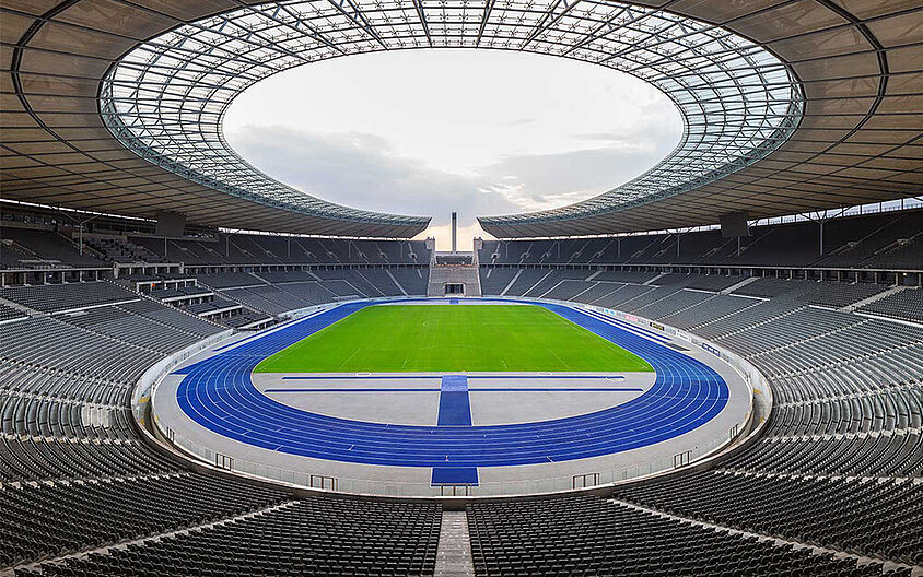 REGUPOL Laufbahnen in beiden Olympiastadien Deutschlands